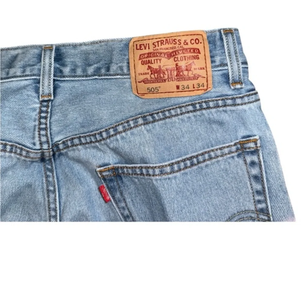 Y2k‎ Levi’s men’s light wash jeans 505 size 34x34 regular fit